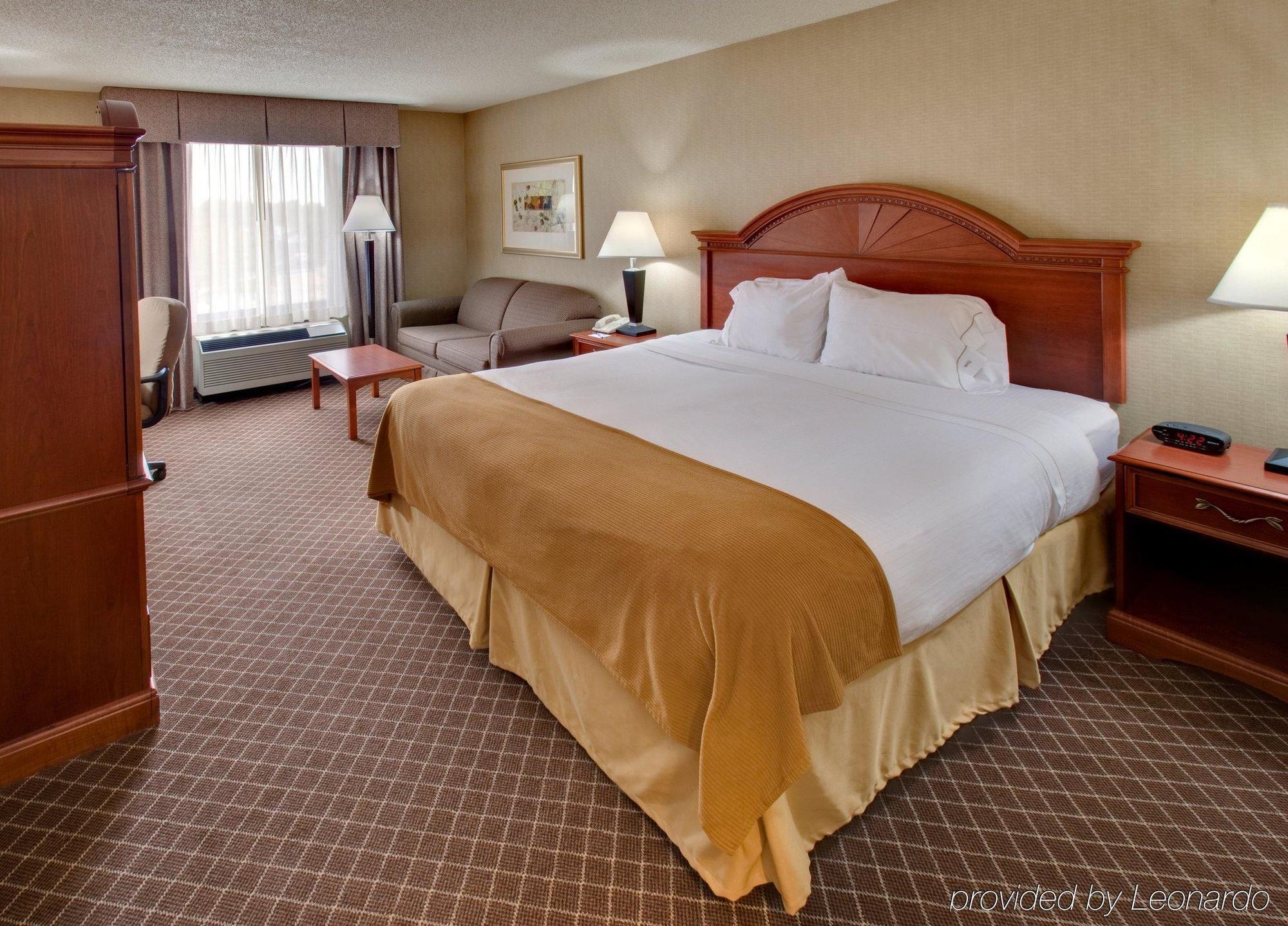 Holiday Inn Express Cedar Rapids - Collins Road By Ihg Kamer foto